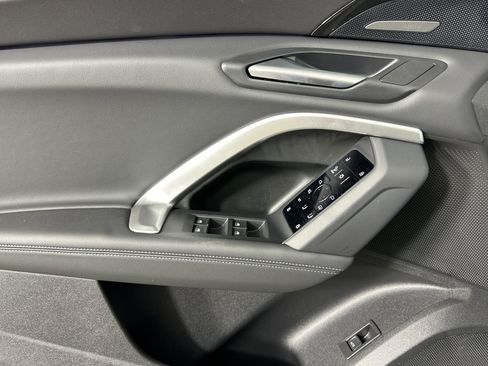New 2025 Audi Q5 Premium Plus AWD/4WD image 9