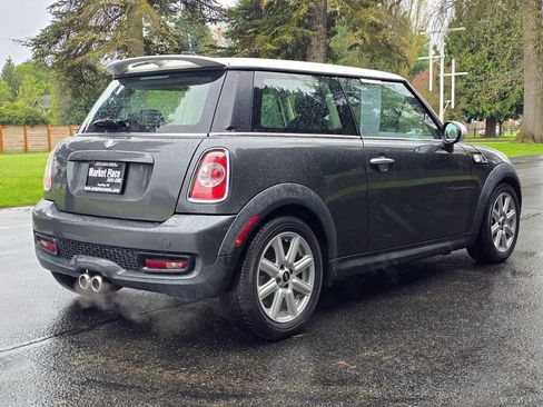 Used 2013 MINI Cooper S FWD image 6