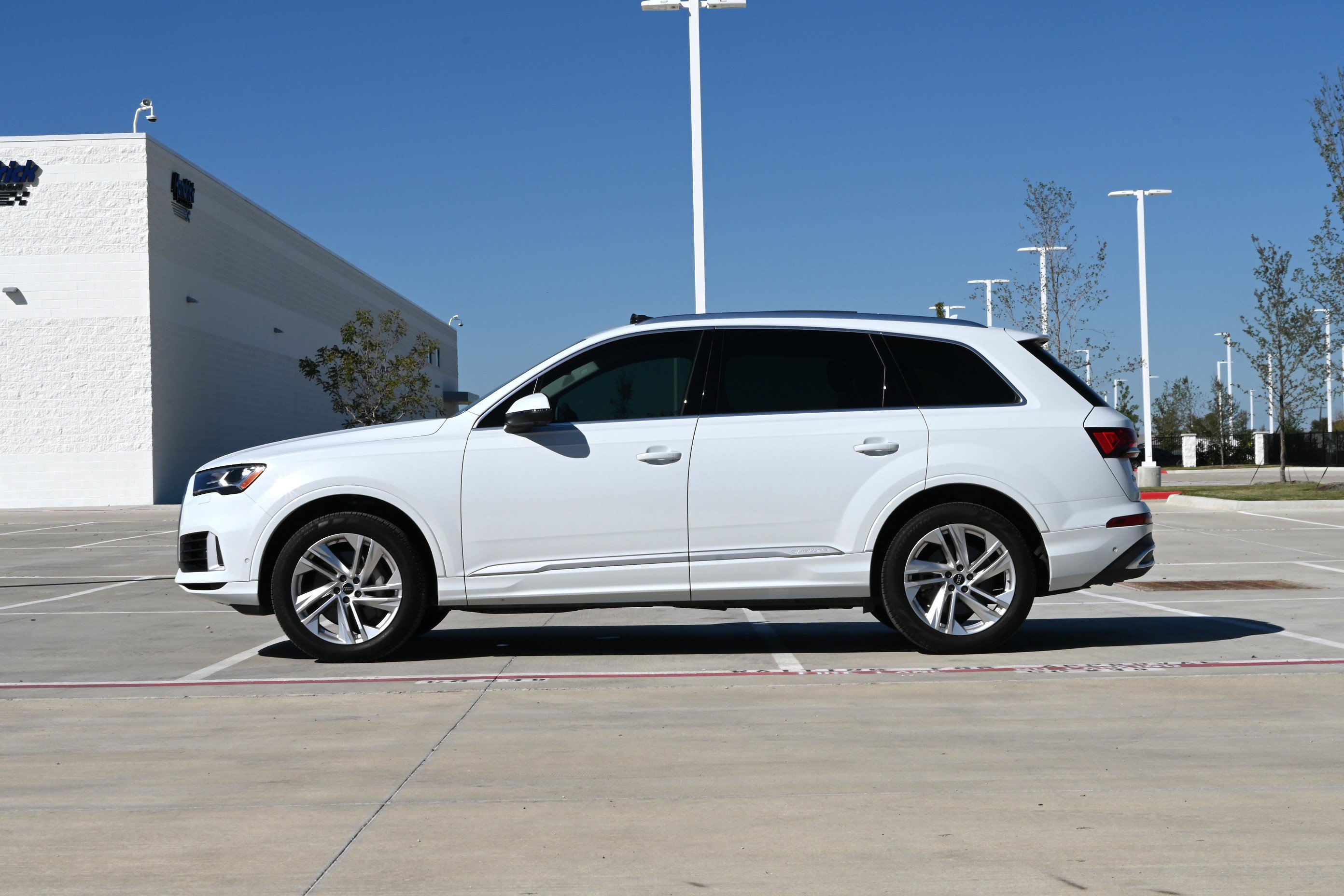 Used 2022 Audi Q7 3.0T Premium Plus AWD/4WD image 6