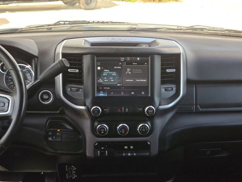 Used 2024 RAM 2500 Big Horn AWD/4WD image 16