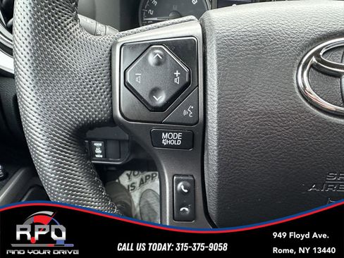 Used 2021 Toyota Tacoma TRD Off-Road w/ TRD Premium Off Road Package image 20