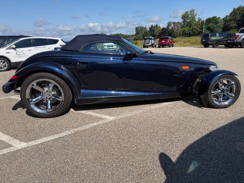 Used 2001 Chrysler Prowler RWD image 10