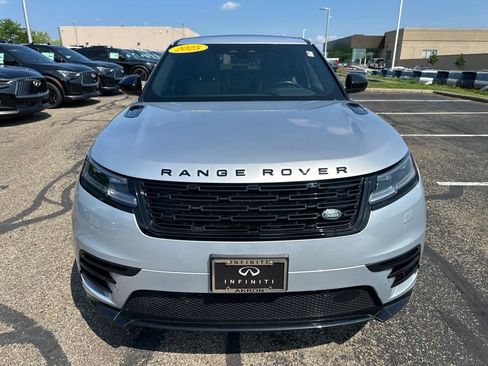 Used 2025 Land Rover Range Rover Velar Dynamic SE AWD/4WD image 20