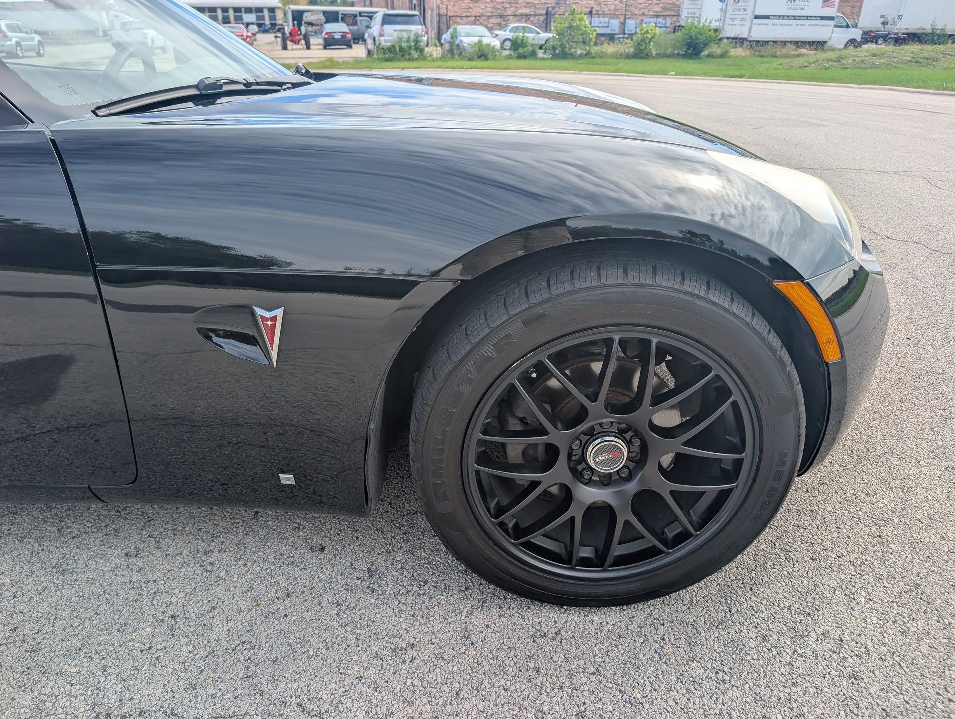 Used 2006 Pontiac Solstice Convertible w/ Premium Package RWD image 49