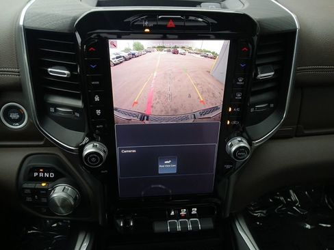 New 2026 RAM 1500 Laramie AWD/4WD image 9