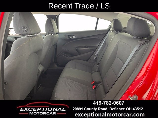 Used 2018 Chevrolet Cruze LS FWD image 41