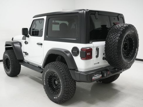 Used 2022 Jeep Wrangler Sport S image 6