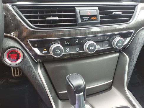 Used 2022 Honda Accord Sport Special Edition image 17
