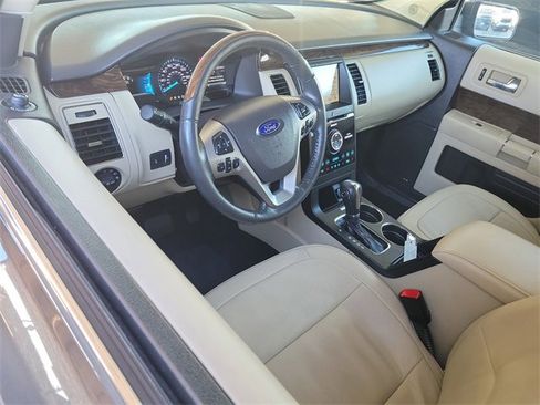 Used 2019 Ford Flex Limited image 6
