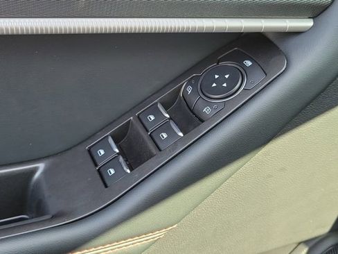 Used 2026 Ford Explorer ST-Line w/ Premium Package RWD image 14