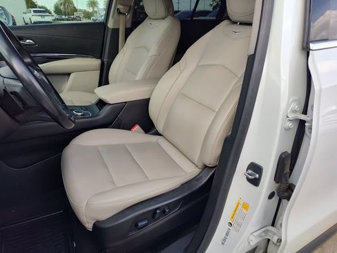 Used 2020 Cadillac XT4 Luxury FWD image 21