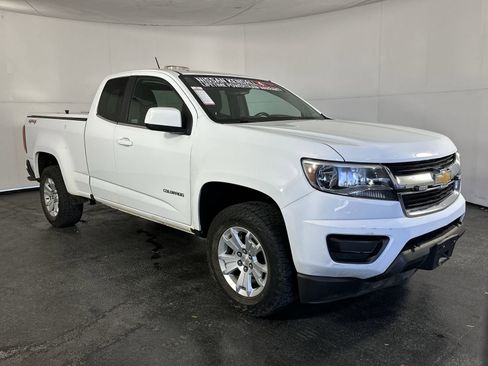 Used 2020 Chevrolet Colorado LT w/ Safety Package AWD/4WD image 2