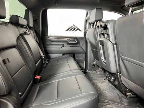 Used 2024 GMC Sierra 3500 SLT image 10