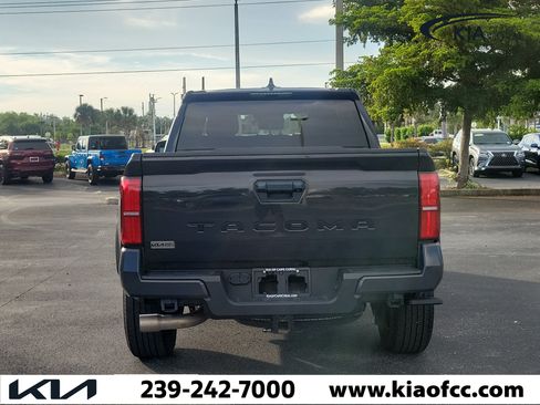 Used 2024 Toyota Tacoma TRD Sport RWD image 5