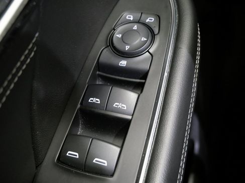 Used 2023 Buick Envision Preferred image 13