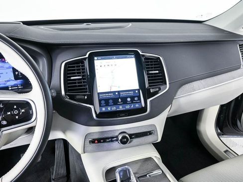 Certified 2025 Volvo XC90 T8 Ultra w/ Protection Package Premier AWD/4WD image 15