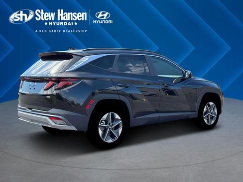 New 2026 Hyundai Tucson SEL image 9