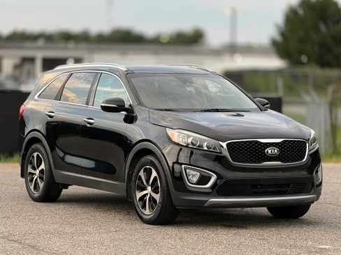 Used 2017 Kia Sorento EX w/ EX Advanced Touring Package FWD image 1