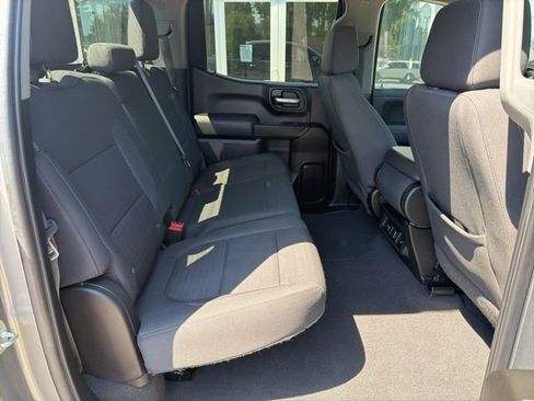 Used 2021 Chevrolet Silverado 1500 LT AWD/4WD image 16