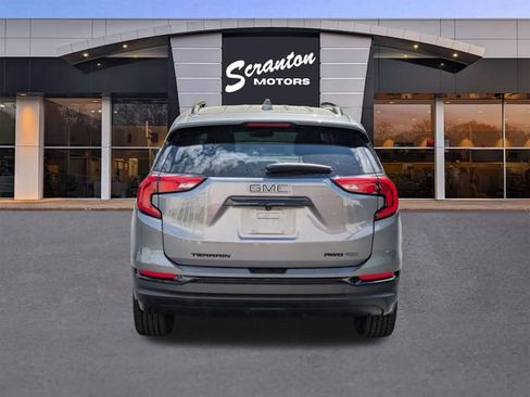Used 2021 GMC Terrain SLE w/ Driver Convenience Package AWD/4WD image 4