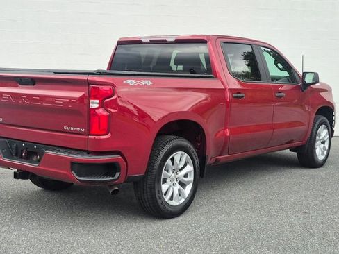Used 2020 Chevrolet Silverado 1500 Custom w/ Custom Value Package AWD/4WD image 16
