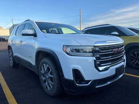 Used 2020 GMC Acadia SLT w/ LPO, Floor Liner Package FWD image 2