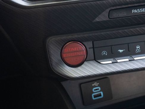 Used 2025 Ford Mustang Coupe RWD image 22