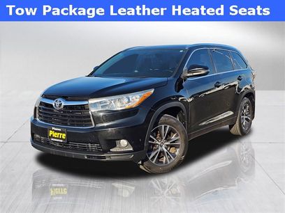 Used 2016 Toyota Highlander XLE
