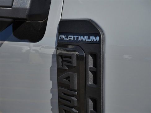 Used 2025 Ford F450 Platinum w/ Platinum Plus Package image 10