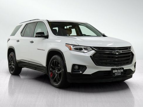 Used 2019 Chevrolet Traverse Premier w/ Redline Edition AWD/4WD image 7