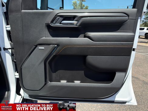 Used 2025 GMC Sierra 3500 AT4 w/ AT4 Premium Plus Package AWD/4WD image 30