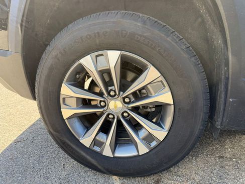 Used 2026 Chevrolet Equinox LT FWD image 10