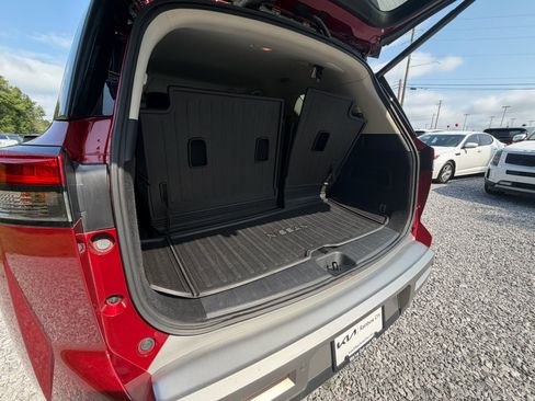 Used 2022 Nissan Pathfinder SL w/ SL Premium Package FWD image 33