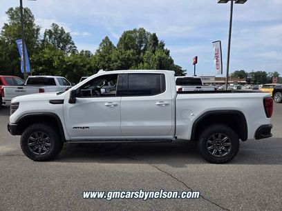 New 2026 GMC Sierra 1500 AT4X w/ LPO, Black Badging Package