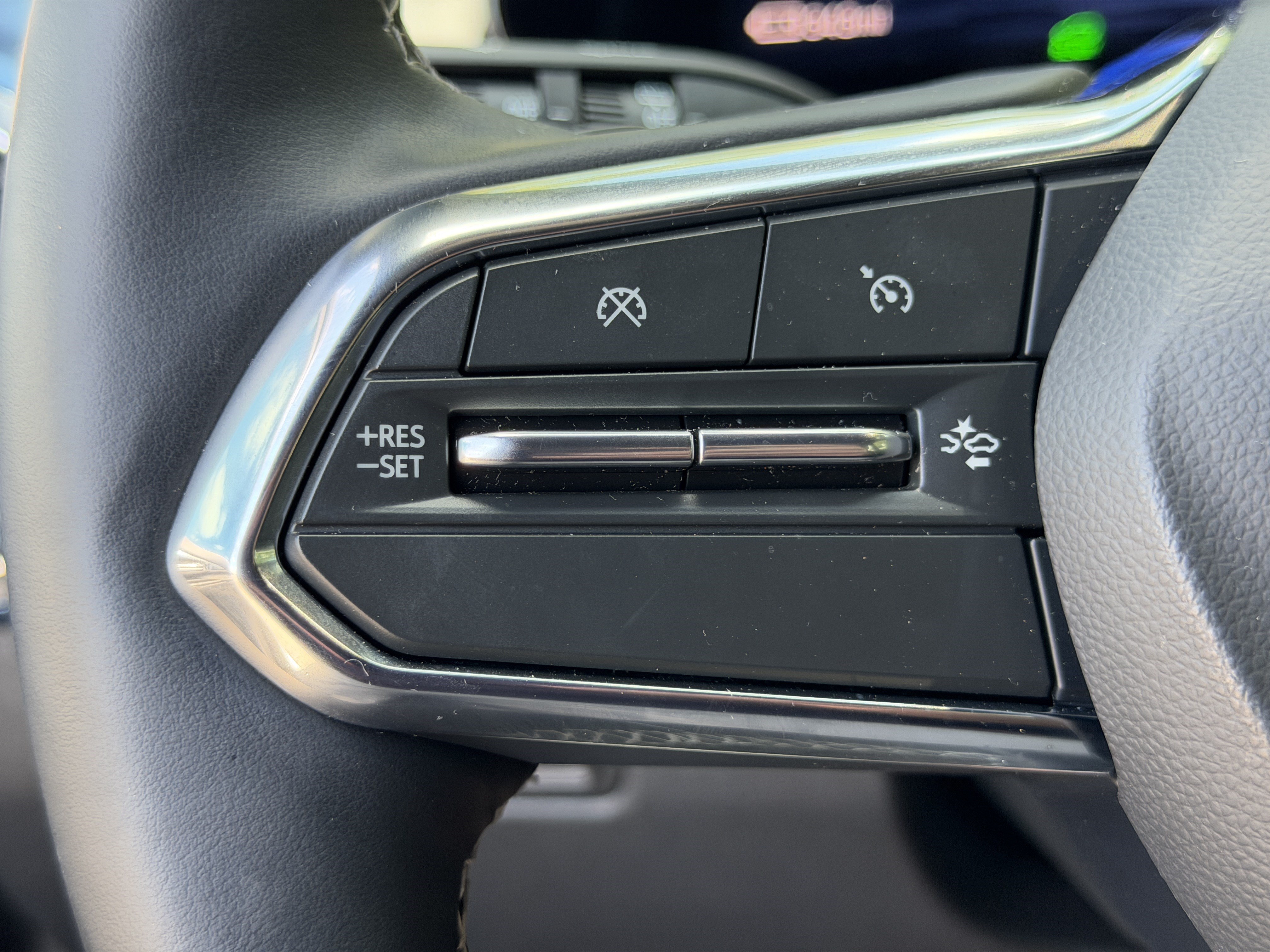 Used 2024 Chevrolet Equinox EV LT FWD image 32