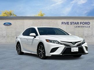 Used 2019 Toyota Camry SE FWD video 1
