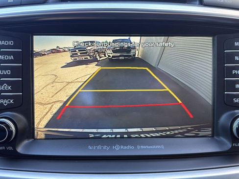 Used 2016 Kia Sorento SX FWD image 21