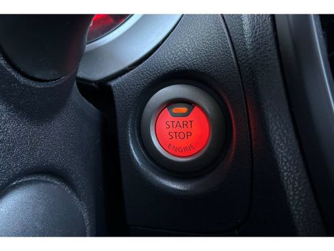 Used 2015 Nissan Juke S FWD image 24
