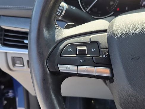 Used 2023 Cadillac XT4 Premium Luxury image 26