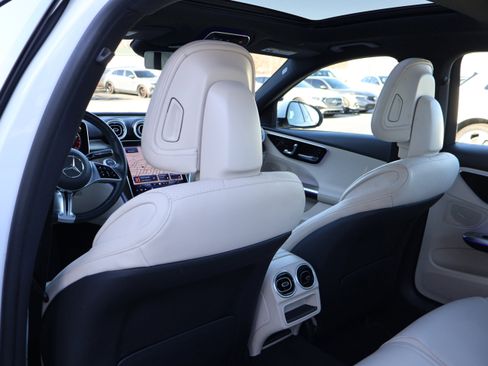 Certified 2022 Mercedes-Benz C 300 4MATIC Sedan w/ Pinnacle Trim Package image 19