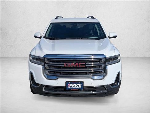 Used 2023 GMC Acadia SLT image 2