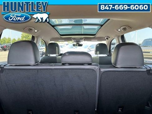 Used 2024 Volkswagen Atlas SEL Premium R-Line AWD/4WD image 12