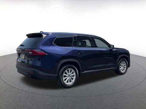 Used 2025 Toyota Grand Highlander FWD image 10