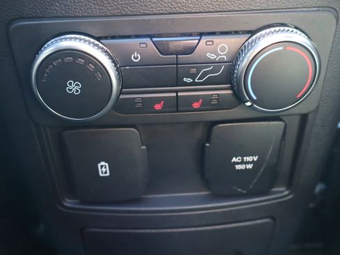 Used 2022 Ford Explorer Platinum w/ Equipment Group 601A image 24