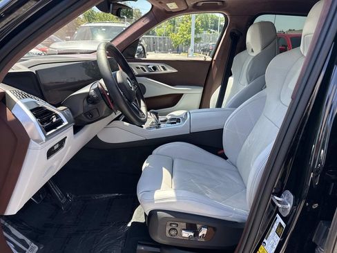Used 2023 BMW XM w/ M Driver's Package AWD/4WD image 27