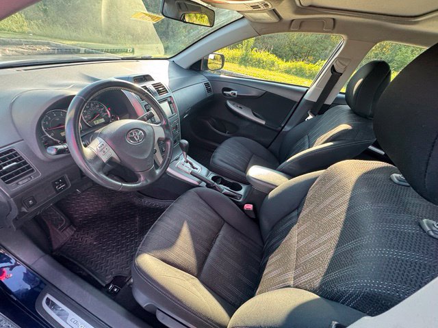 Used 2013 Toyota Corolla S w/ Premium Pkg FWD image 14