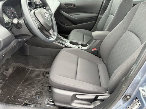 Used 2023 Toyota Corolla LE FWD image 12