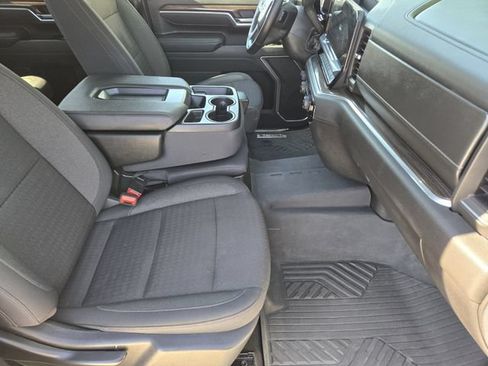 Used 2025 Chevrolet Silverado 2500 LT AWD/4WD image 14