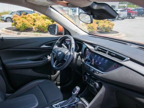 Used 2023 Buick Encore GX Preferred FWD image 19