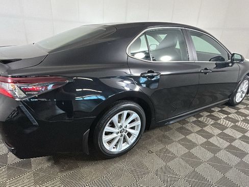 Used 2024 Toyota Camry SE FWD image 2